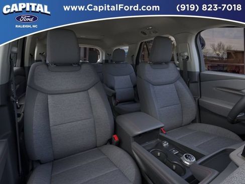 New 2026 Ford Explorer Active RWD image 10