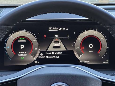 Used 2023 Nissan Ariya AWD image 24