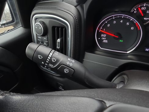 Used 2019 Chevrolet Silverado 1500 LT w/ All-Star Edition image 18