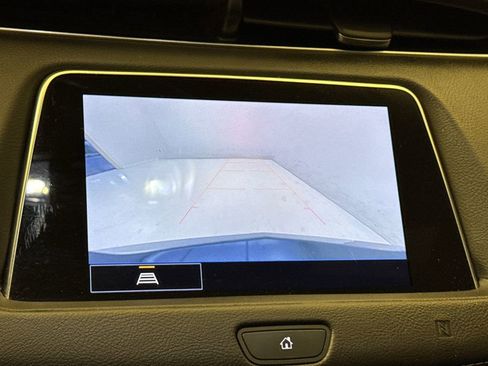 Used 2021 Cadillac XT4 Premium Luxury FWD image 26