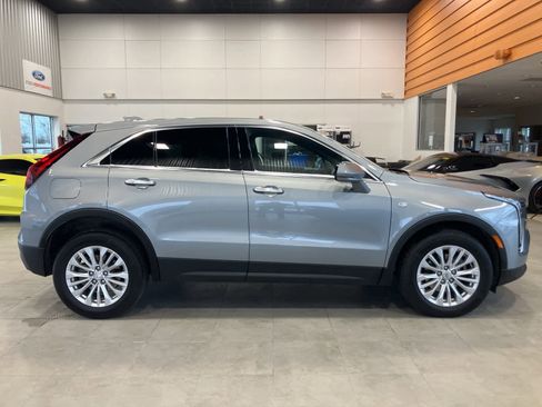 Used 2024 Cadillac XT4 Luxury image 4