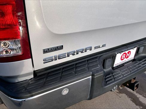 Used 2010 GMC Sierra 1500 SLE w/ Texas Edition image 28