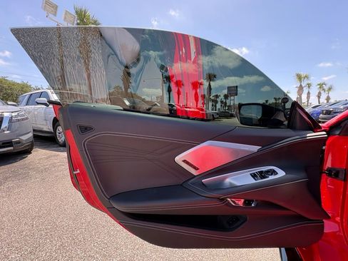 Used 2025 Chevrolet Corvette Z06 RWD image 30
