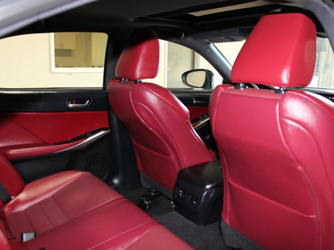 Used 2019 Lexus IS 300 F Sport w/ F Sport Package RWD image 36