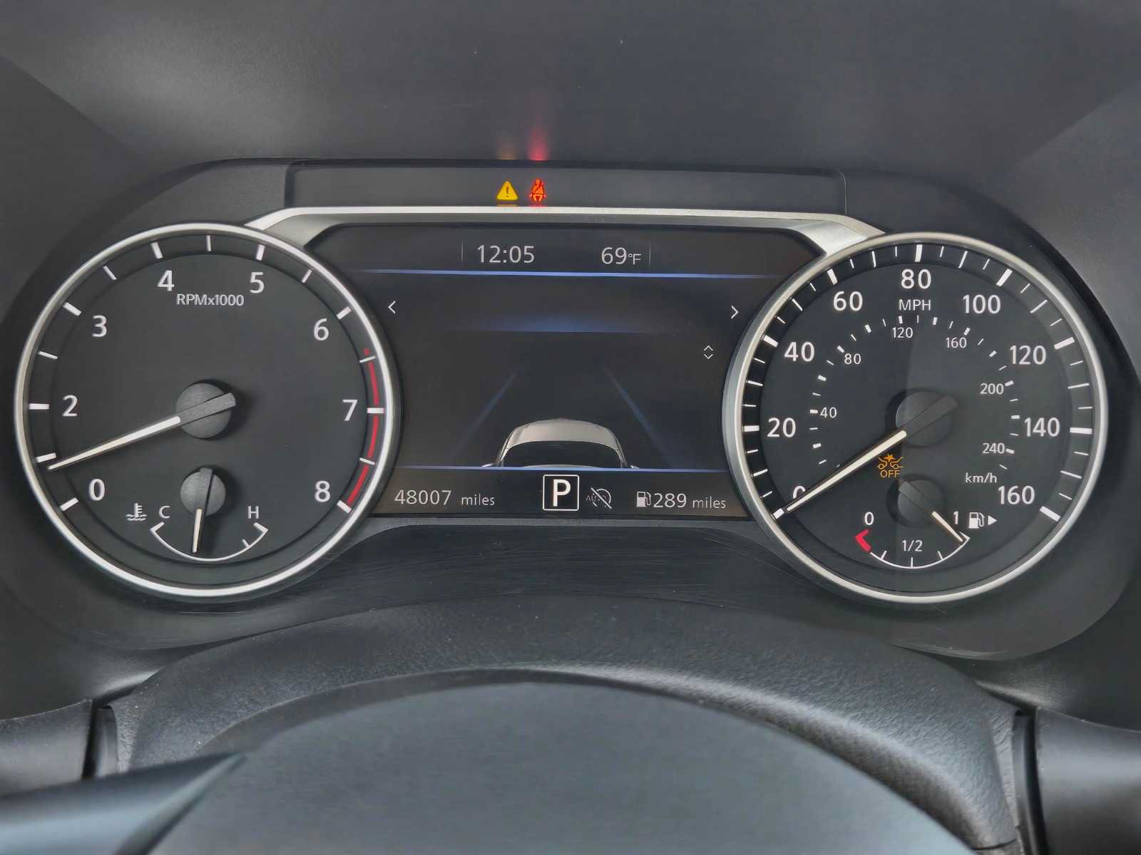 Used 2025 Nissan Sentra SV w/ SV Premium Package FWD image 20