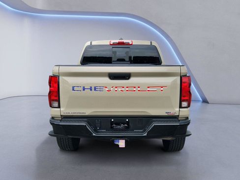 Used 2023 Chevrolet Colorado Trail Boss w/ Advanced Trailering Package AWD/4WD image 4