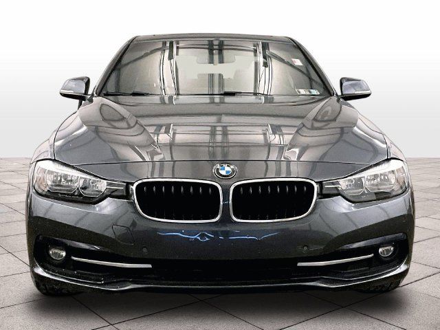 Used 2016 BMW 328i xDrive Sedan AWD/4WD image 4