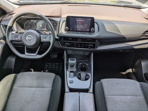 Used 2021 Nissan Rogue S FWD image 16