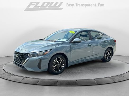 Used 2024 Nissan Sentra SV FWD image 4