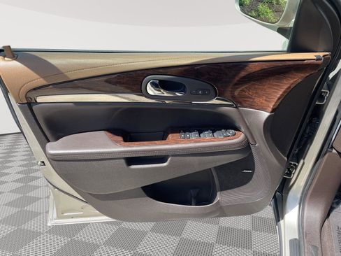 Used 2014 Buick Enclave Leather FWD image 22