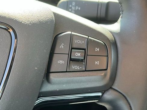 Used 2025 Ford Mustang Mach-E Select w/ Comfort Package Lite image 19