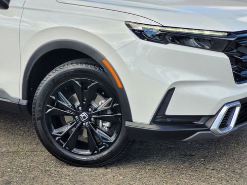 Used 2025 Honda CR-V Sport Touring image 6