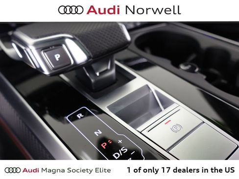 Certified 2025 Audi RS Q8 performance AWD/4WD image 4