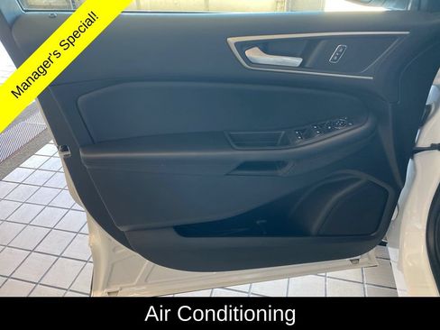Used 2024 Ford Edge SEL AWD/4WD image 10