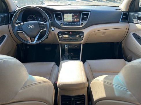 Used 2016 Hyundai Tucson Limited FWD image 11