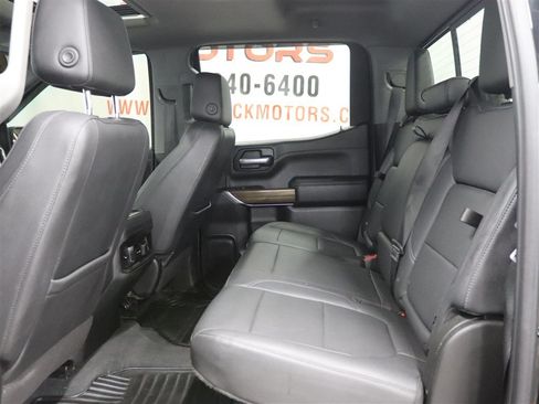Used 2021 Chevrolet Silverado 1500 LT Trail Boss w/ Convenience Package II AWD/4WD image 19