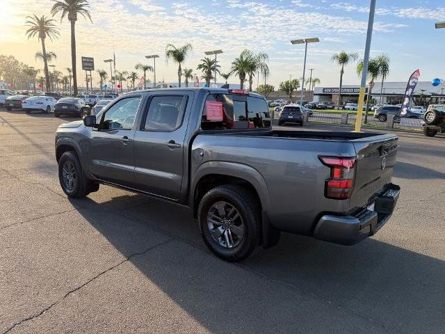 Certified 2025 Nissan Frontier SV RWD image 4