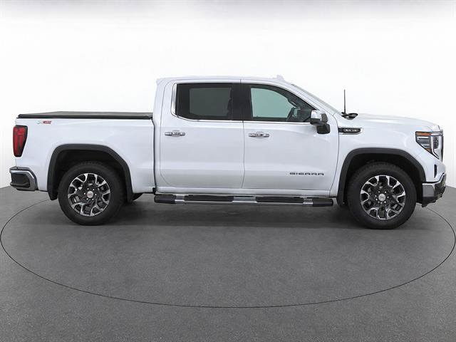 Used 2023 GMC Sierra 1500 SLT AWD/4WD image 6