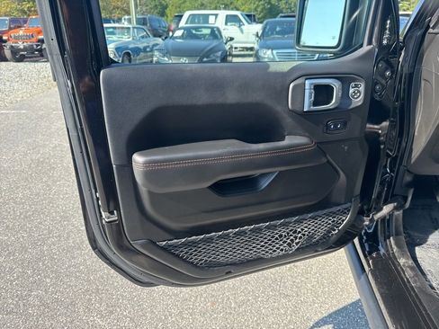 Used 2021 Jeep Gladiator Mojave image 25