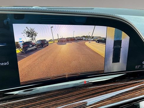 Used 2023 Cadillac Escalade Premium Luxury RWD image 23