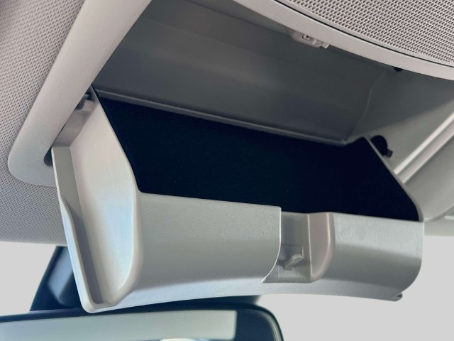 Used 2019 Nissan Rogue S AWD/4WD image 31