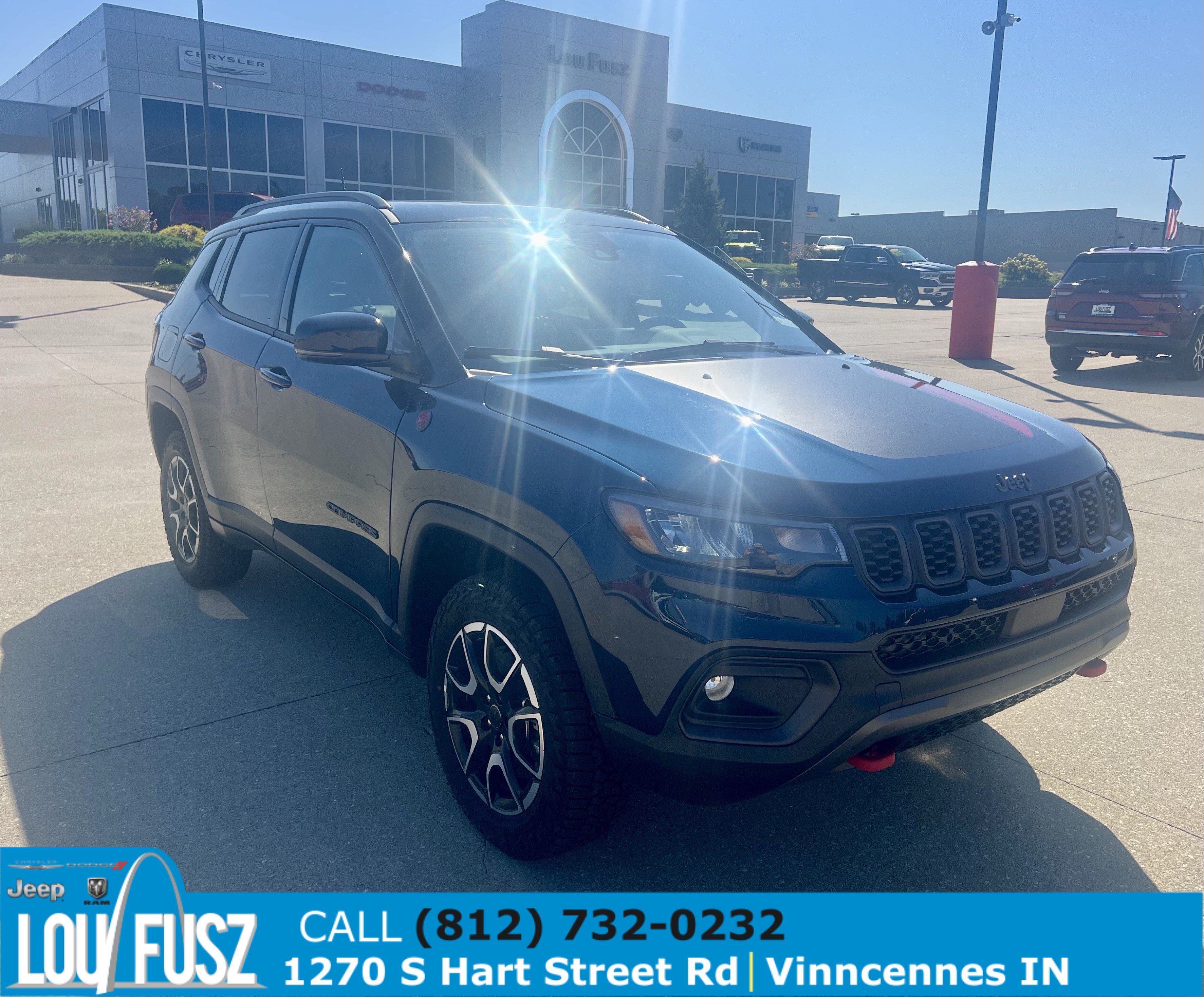 New 2026 Jeep Compass Trailhawk w/ Sun, Sound & Navigation Group AWD/4WD image 1