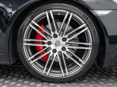 Used 2015 Porsche 911 Carrera 4S image 48