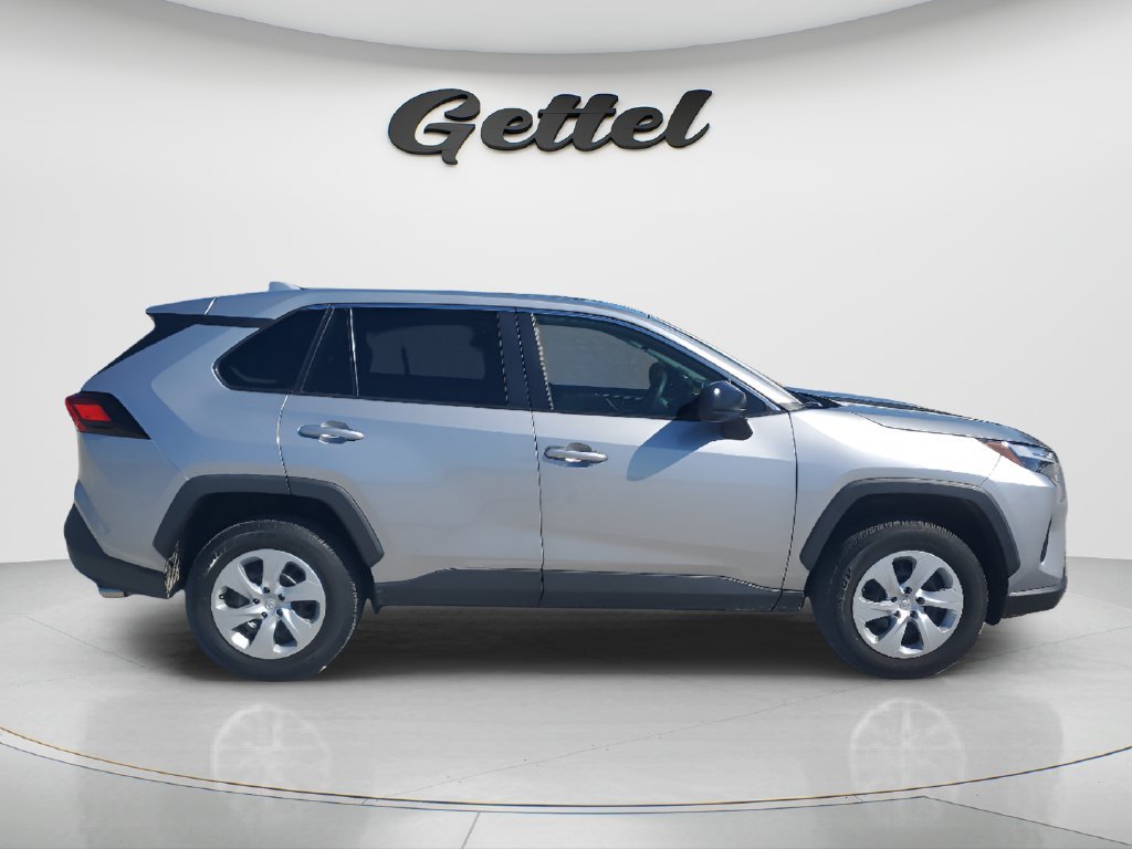 Certified 2024 Toyota RAV4 LE FWD image 4