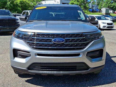 Used 2021 Ford Explorer XLT w/ Class III Trailer Tow Package AWD/4WD image 2