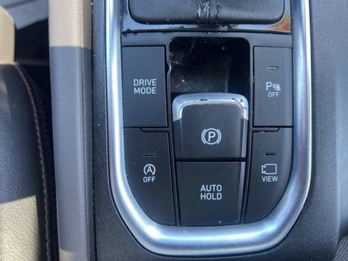 Used 2020 Hyundai Santa Fe Limited FWD image 23