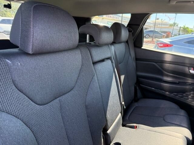 Used 2021 Hyundai Santa Fe SEL FWD image 16