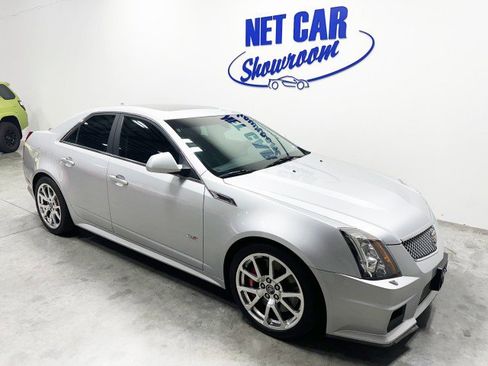 Used 2014 Cadillac CTS V image 2