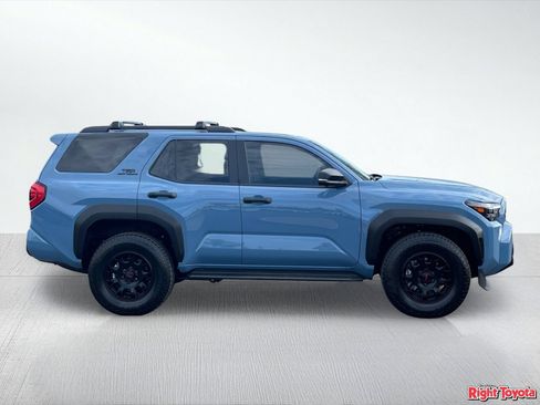Certified 2026 Toyota 4Runner TRD Off-Road Premium AWD/4WD image 8