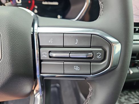 New 2026 GMC Canyon Elevation w/ Convenience Package RWD image 19