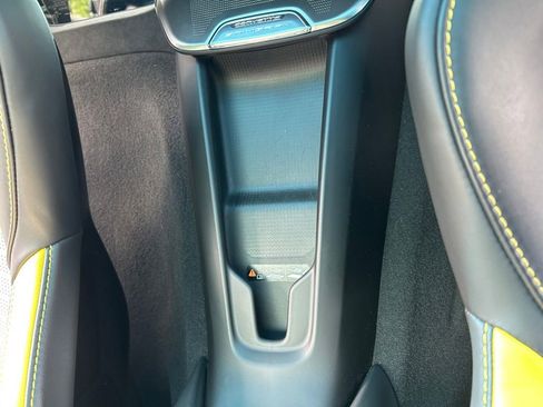 Certified 2021 Chevrolet Corvette Stingray Premium Cpe w/ Body-Color Dual Roof Package RWD image 39