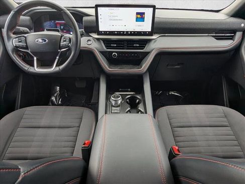 Certified 2025 Ford Explorer ST-Line w/ ST-Line Street Pack image 17