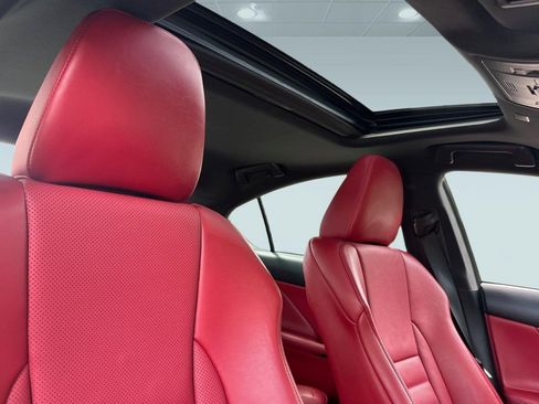 Used 2021 Lexus IS 350 F Sport w/ Dynamic Handling Package RWD image 26