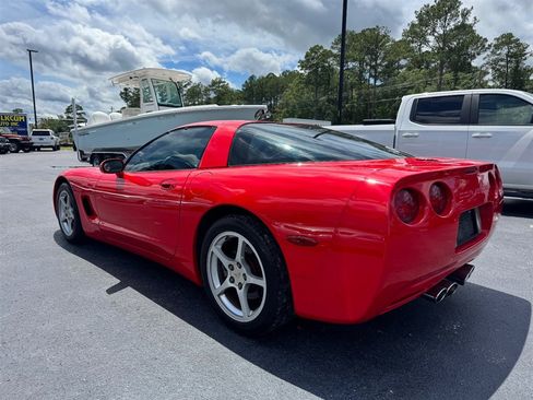 Used 2000 Chevrolet Corvette Coupe w/ Roof Pkg RWD image 6