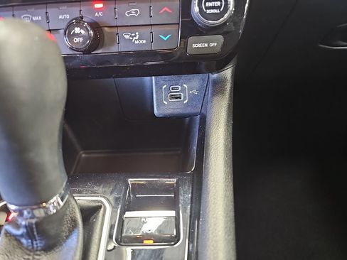 Used 2023 Jeep Compass Limited AWD/4WD image 20