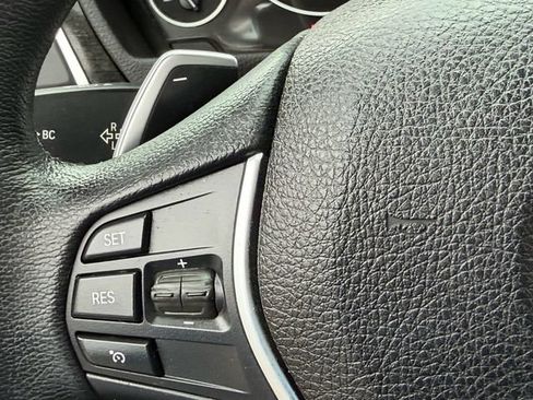 Used 2018 BMW 330i xDrive Sedan w/ Premium Package AWD/4WD image 26
