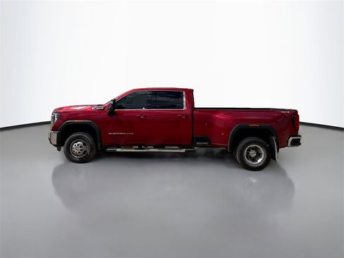 Used 2024 GMC Sierra 3500 SLE w/ SLE Value Package image 4