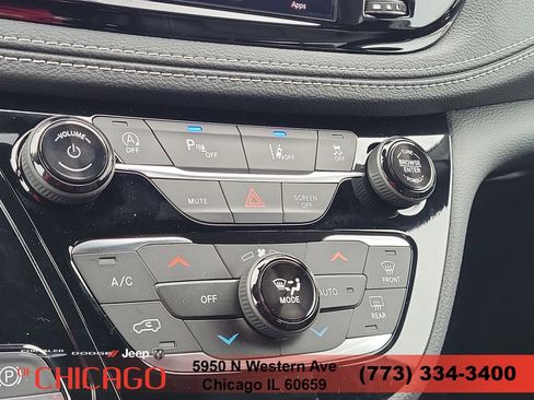 New 2026 Chrysler Pacifica Select w/ S Appearance Package FWD image 26