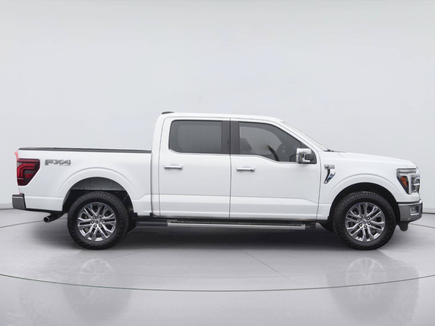 Used 2024 Ford F150 Lariat w/ Bed Utility Package AWD/4WD image 5