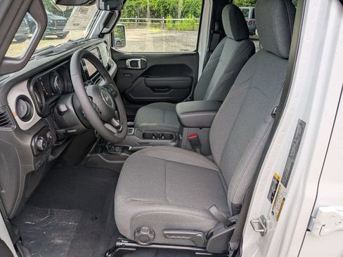 New 2026 Jeep Wrangler Unlimited Sport AWD/4WD image 9