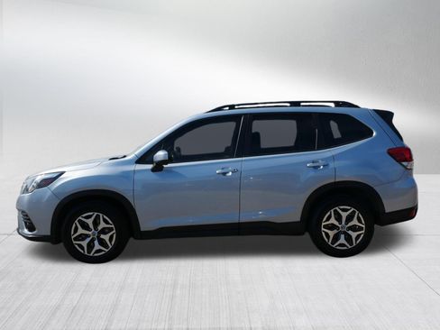 Used 2024 Subaru Forester Premium AWD/4WD image 4