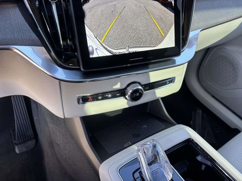 New 2026 Volvo XC90 B6 Ultra image 22