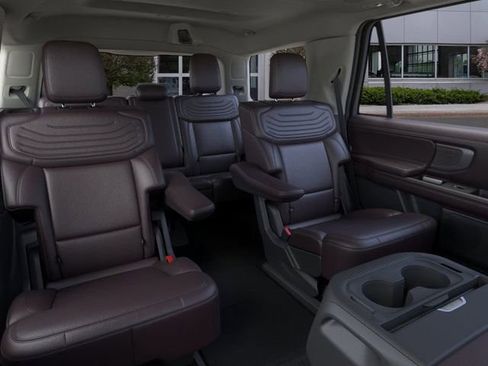 New 2026 Ford Expedition Platinum w/ Platinum Ultimate Package image 11