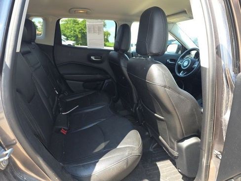 Certified 2019 Jeep Compass Latitude AWD/4WD image 11
