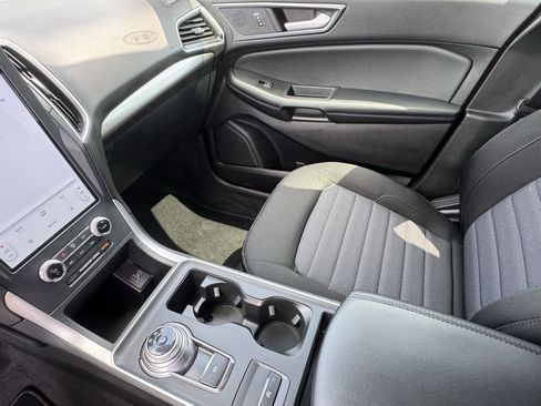 Used 2024 Ford Edge SE w/ Cargo Accessory Package AWD/4WD image 29