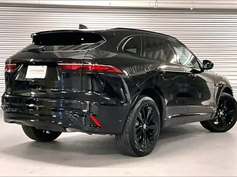 Used 2025 Jaguar F-PACE R-Dynamic S image 13
